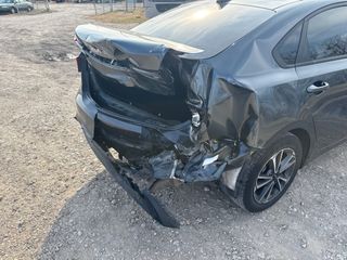 2023 Kia Forte LXS - Primary Damage Right Image